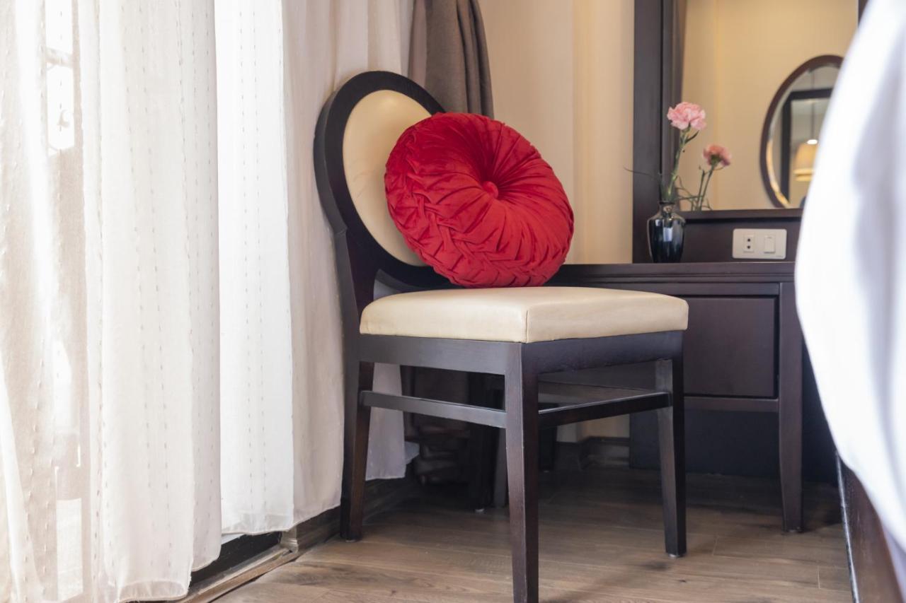 Hanoi Center Silk Charming Hotel & Travel Экстерьер фото