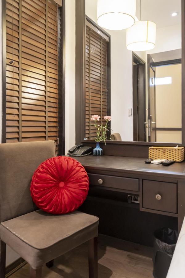 Hanoi Center Silk Charming Hotel & Travel Экстерьер фото