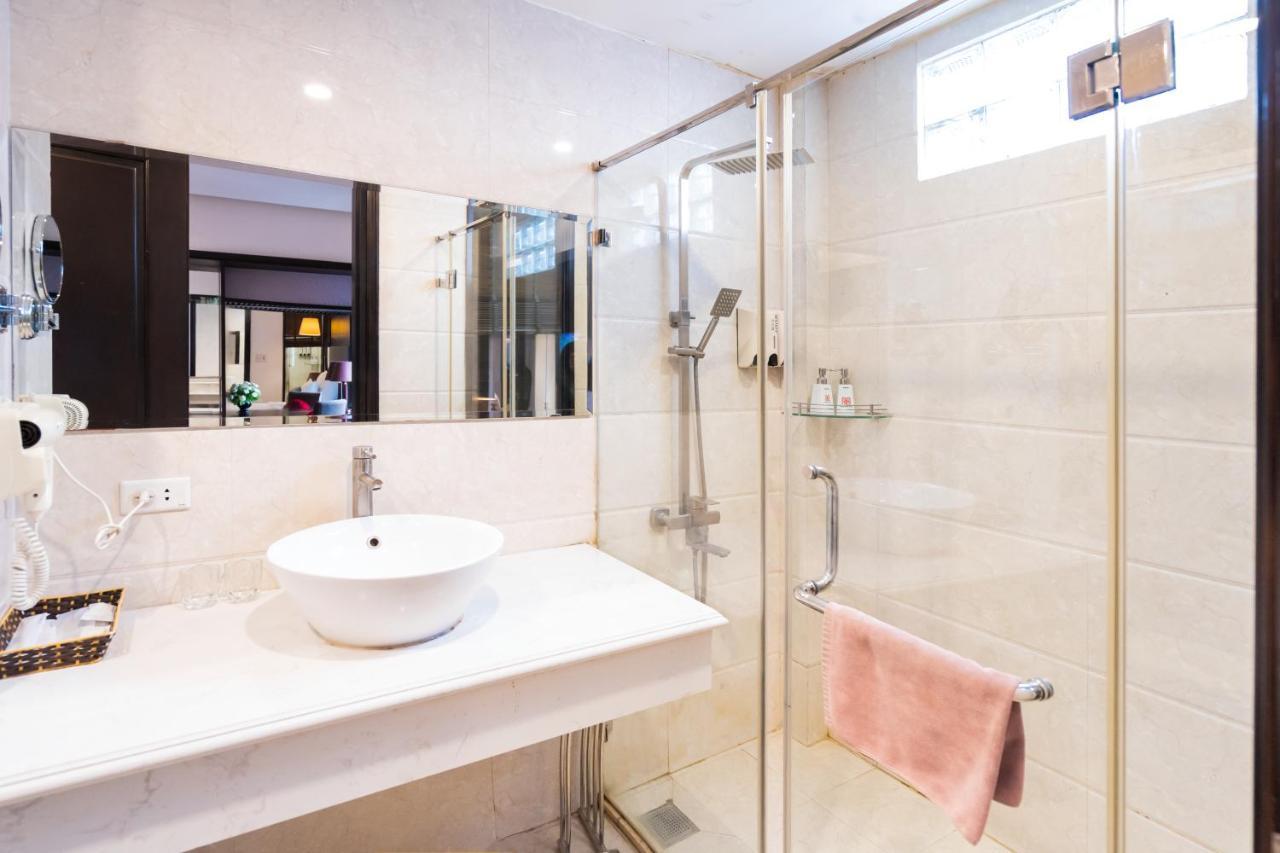 Hanoi Center Silk Charming Hotel & Travel Экстерьер фото