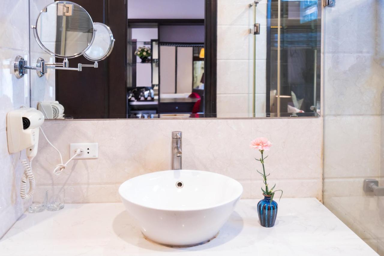 Hanoi Center Silk Charming Hotel & Travel Экстерьер фото