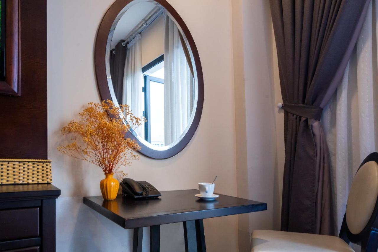 Hanoi Center Silk Charming Hotel & Travel Экстерьер фото